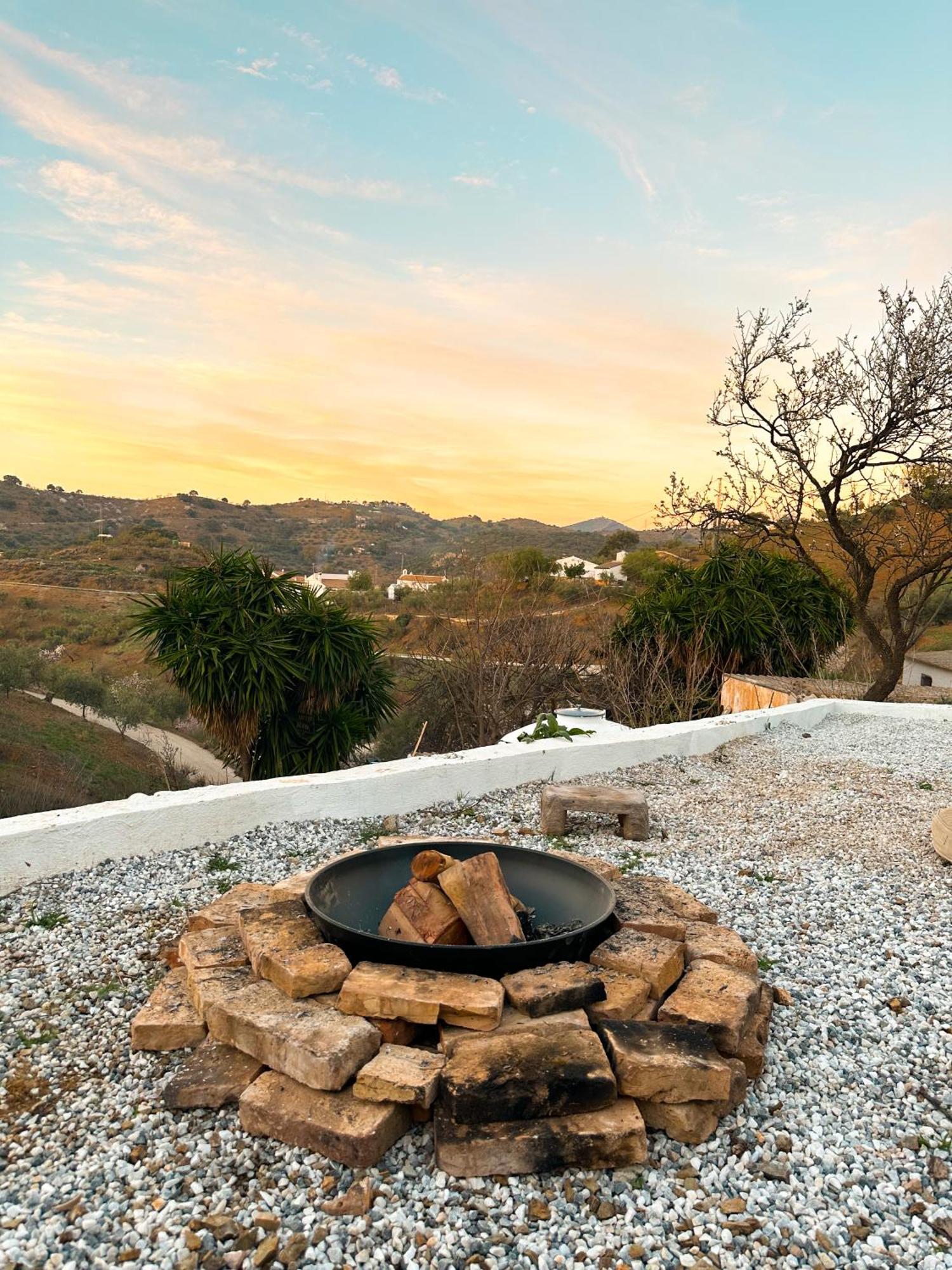 Romantic Accommodation - Hottub & Sauna Almogía 外观 照片